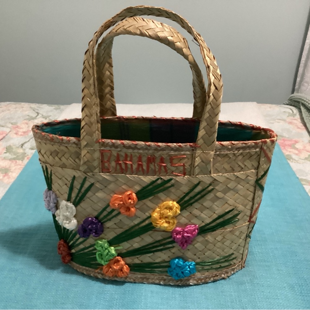 Vintage Bahamas Straw Woven Summer Flower Purse/Bag - Picture 2 of 8